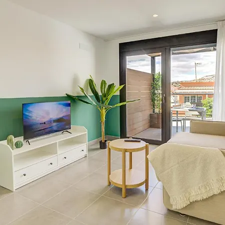 Oasis By Aloha Bay Apartment